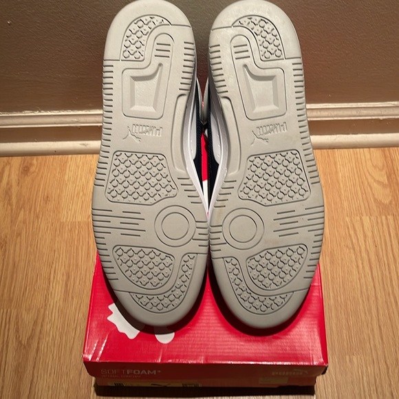 Men’s Puma High Top Sneakers - Picture 4 of 7